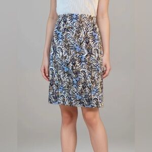 ANN TAYLOR Blue and Brown Floral Pencil Skirt
Size 2P